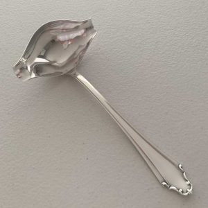 salsera-para-servir-recubierta-en-plata-vintage