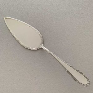 paleta-de-servir-recubierta-en-plata-de-lujo-elegante