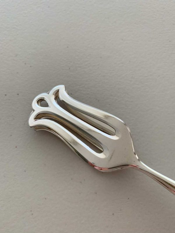 Pinza-calada-brillante-plata-elegante-deluljo