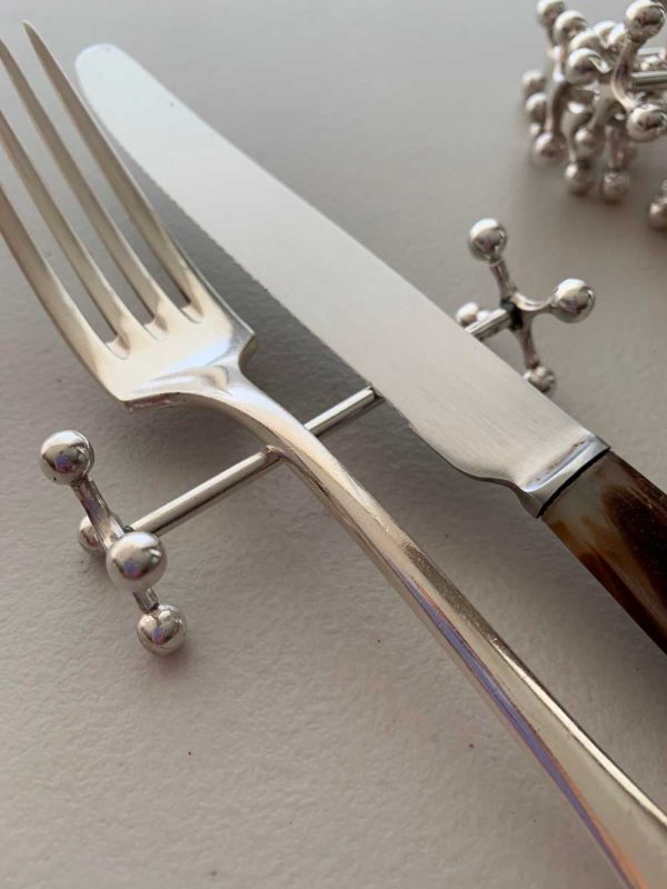 Reposacubiertos plateria elegancia la mesa maison