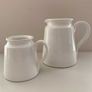 jarras blancas iyalianas loza